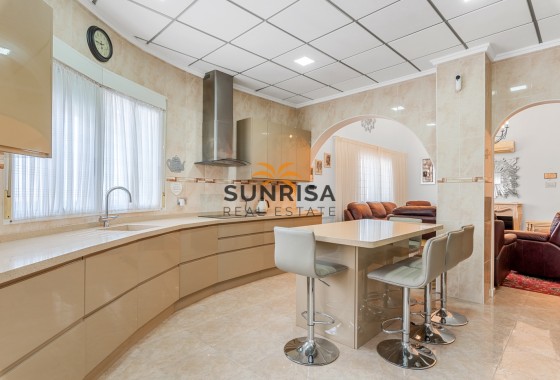 Villa · Resale - Ciudad Quesada - Rojales · Alicante · Spain