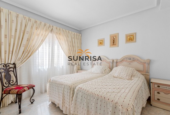 Villa · Resale - Ciudad Quesada - Rojales · Alicante · Spain