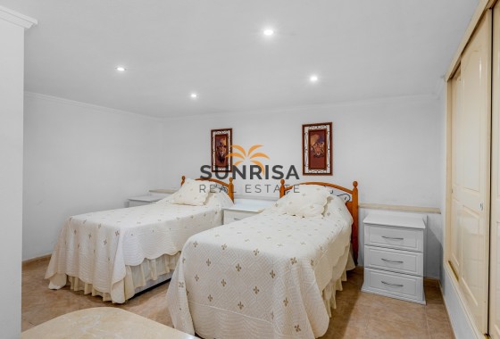Villa · Resale - Ciudad Quesada - Rojales · Alicante · Spain