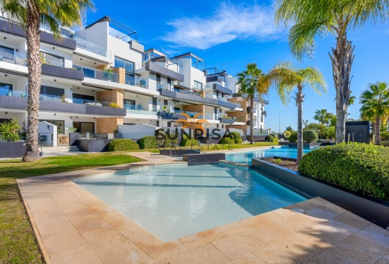 Penthouse · Resale - Villamartin · Alicante · Spain