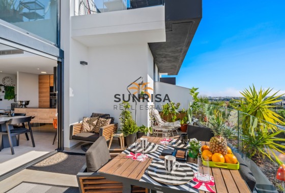 Penthouse · Resale - Villamartin · Alicante · Spain