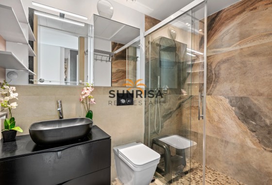 Penthouse · Resale - Villamartin · Alicante · Spain