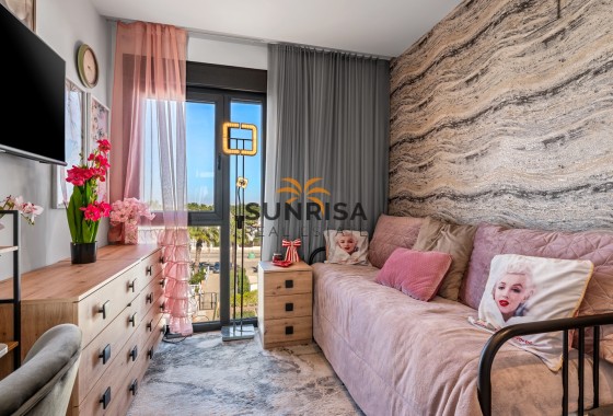 Penthouse · Resale - Villamartin · Alicante · Spain