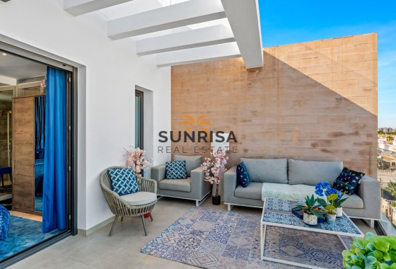 Penthouse · Resale - Villamartin · Alicante · Spain