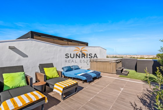 Penthouse · Resale - Villamartin · Alicante · Spain
