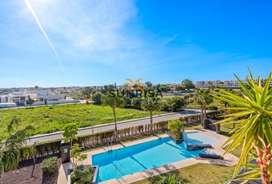 Penthouse · Resale - Villamartin · Alicante · Spain