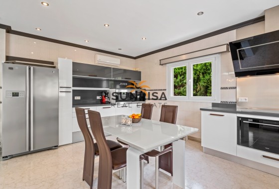 Villa · Resale - Ciudad Quesada - Rojales · Alicante · Spain