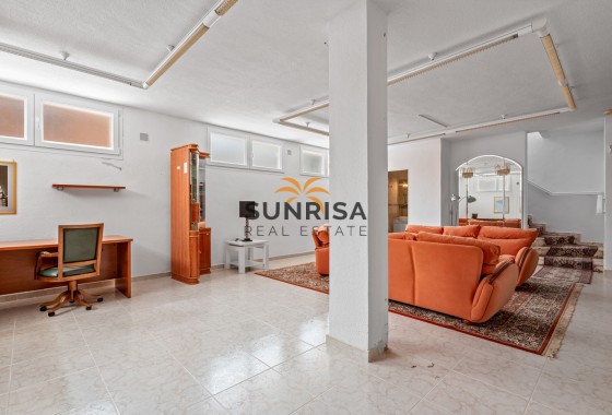 Villa · Resale - Ciudad Quesada - Rojales · Alicante · Spain