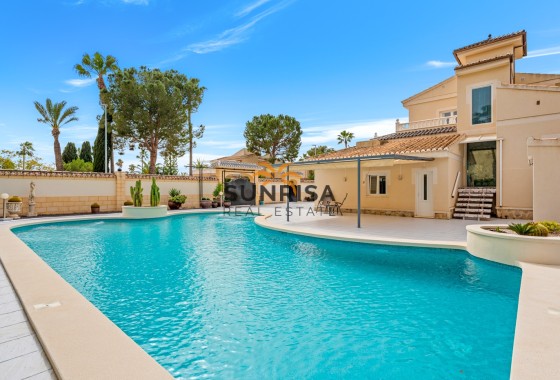 Villa · Resale - Ciudad Quesada - Rojales · Alicante · Spain