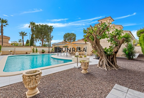 Villa · Resale - Ciudad Quesada - Rojales · Alicante · Spain