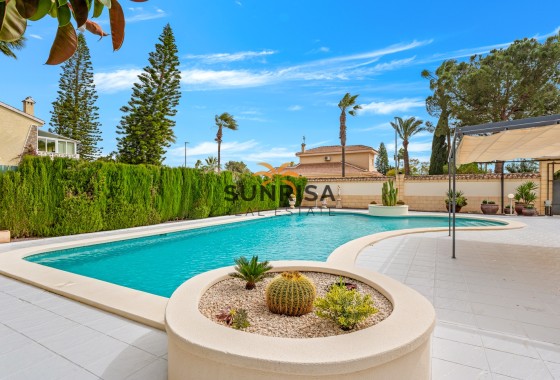 Villa · Resale - Ciudad Quesada - Rojales · Alicante · Spain