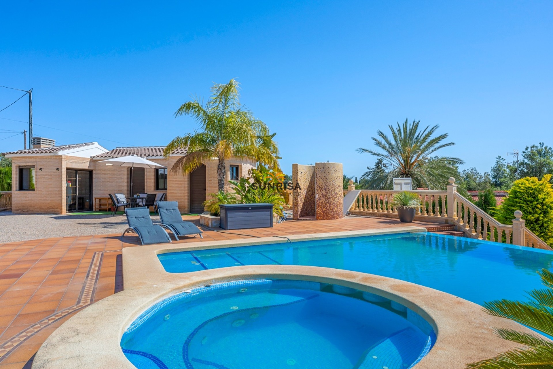 Revente - Finca - Crevillente