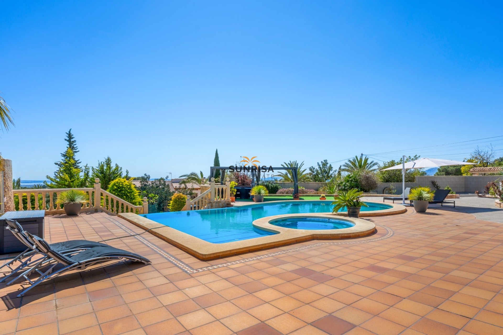 Revente - Finca - Crevillente