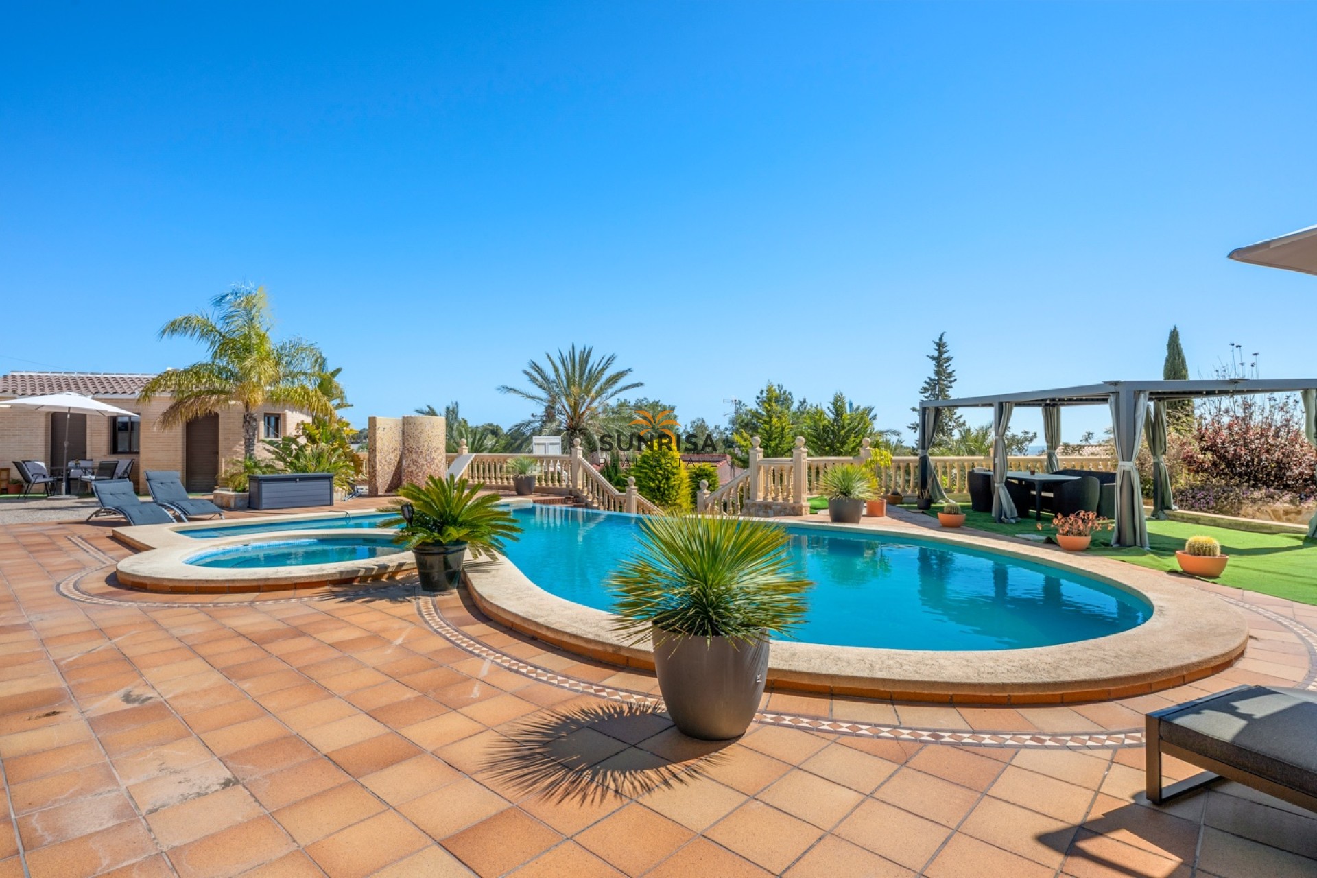 Revente - Finca - Crevillente