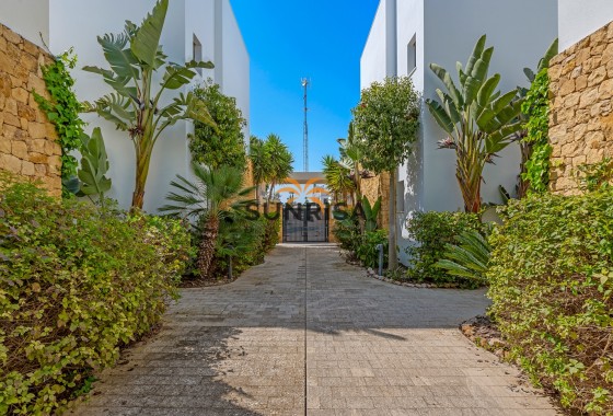 Villa · Resale - Ciudad Quesada - Rojales · Alicante · Spain