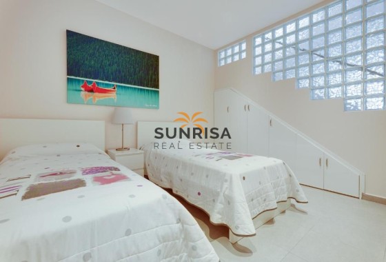Villa · Revente - Torrevieja · Alicante · Espagne