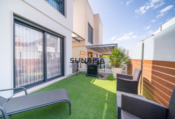 Villa · Revente - Torrevieja · Alicante · Espagne
