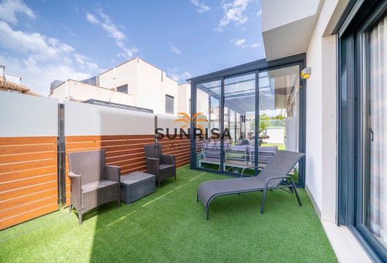 Villa · Revente - Torrevieja · Alicante · Espagne