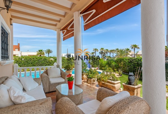 Villa · Reventa - Torrevieja · La Mata · Alicante · España