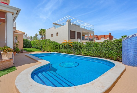 Villa · Reventa - Torrevieja · La Mata · Alicante · España