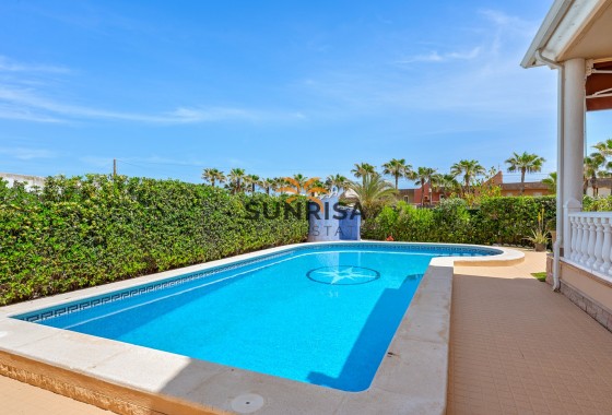 Villa · Reventa - Torrevieja · La Mata · Alicante · España