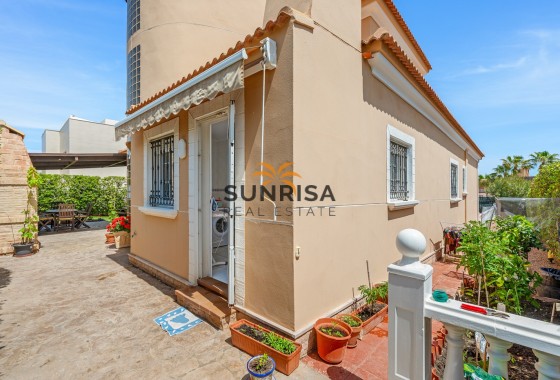 Villa · Reventa - Torrevieja · La Mata · Alicante · España