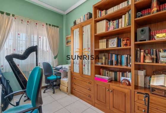 Villa · Reventa - Torrevieja · La Mata · Alicante · España