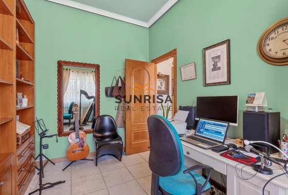 Villa · Reventa - Torrevieja · La Mata · Alicante · España