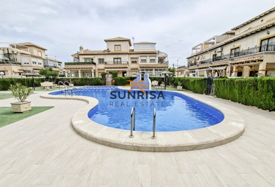 Bungalow · Herverkoop - Orihuela Costa · Alicante · Spanje