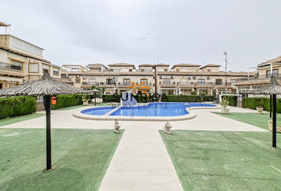 Bungalow · Herverkoop - Orihuela Costa · Alicante · Spanje