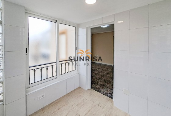 Bungalow · Herverkoop - Orihuela Costa · Alicante · Spanje