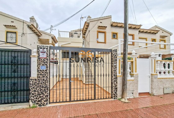 Bungalow · Herverkoop - Orihuela Costa · Alicante · Spanje