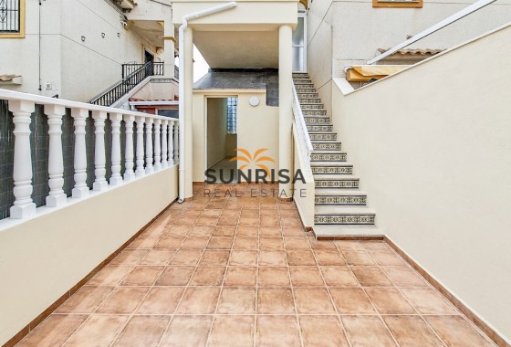 Bungalow · Herverkoop - Orihuela Costa · Alicante · Spanje