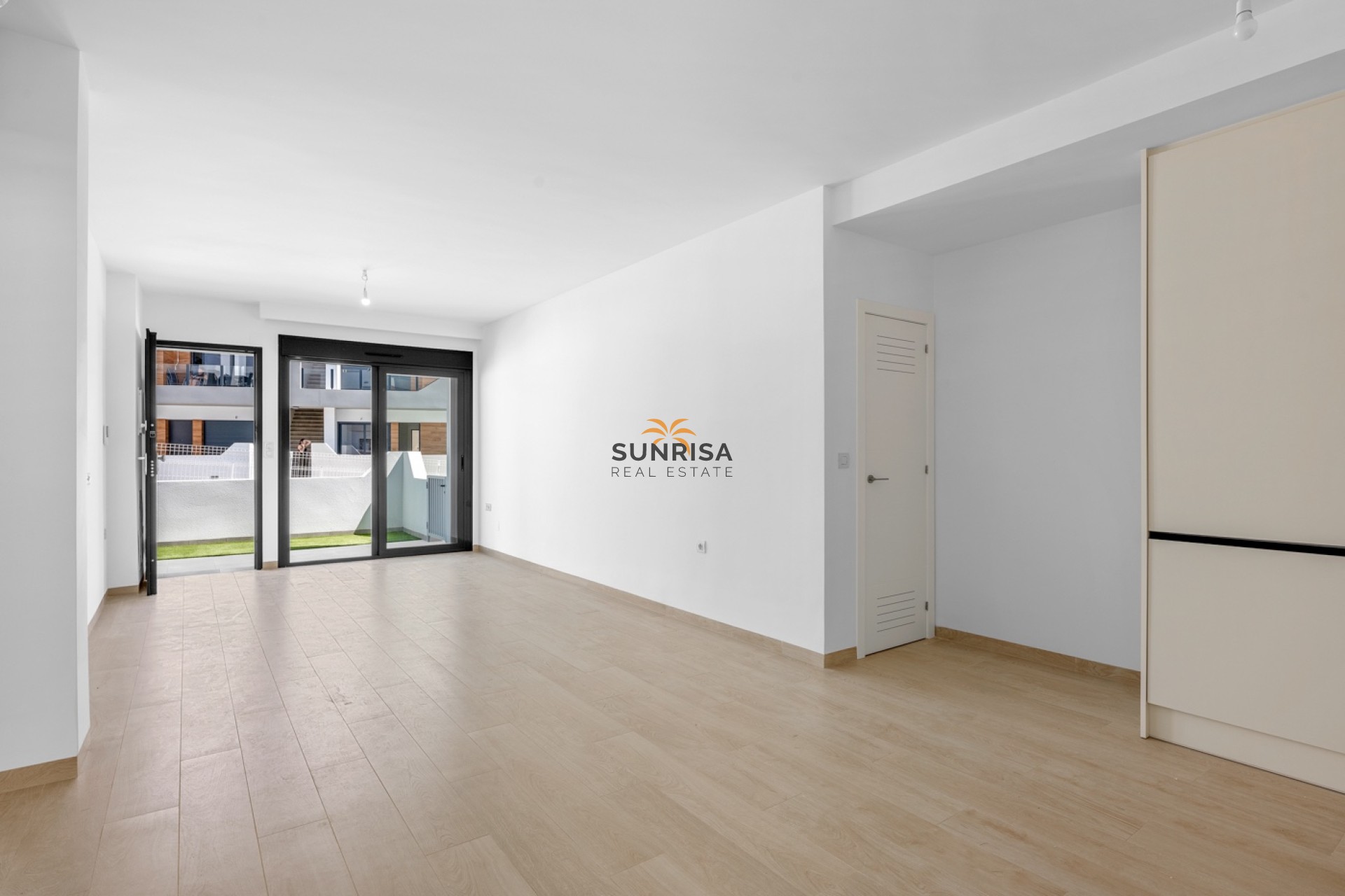 Resale - Apartment - San Miguel
