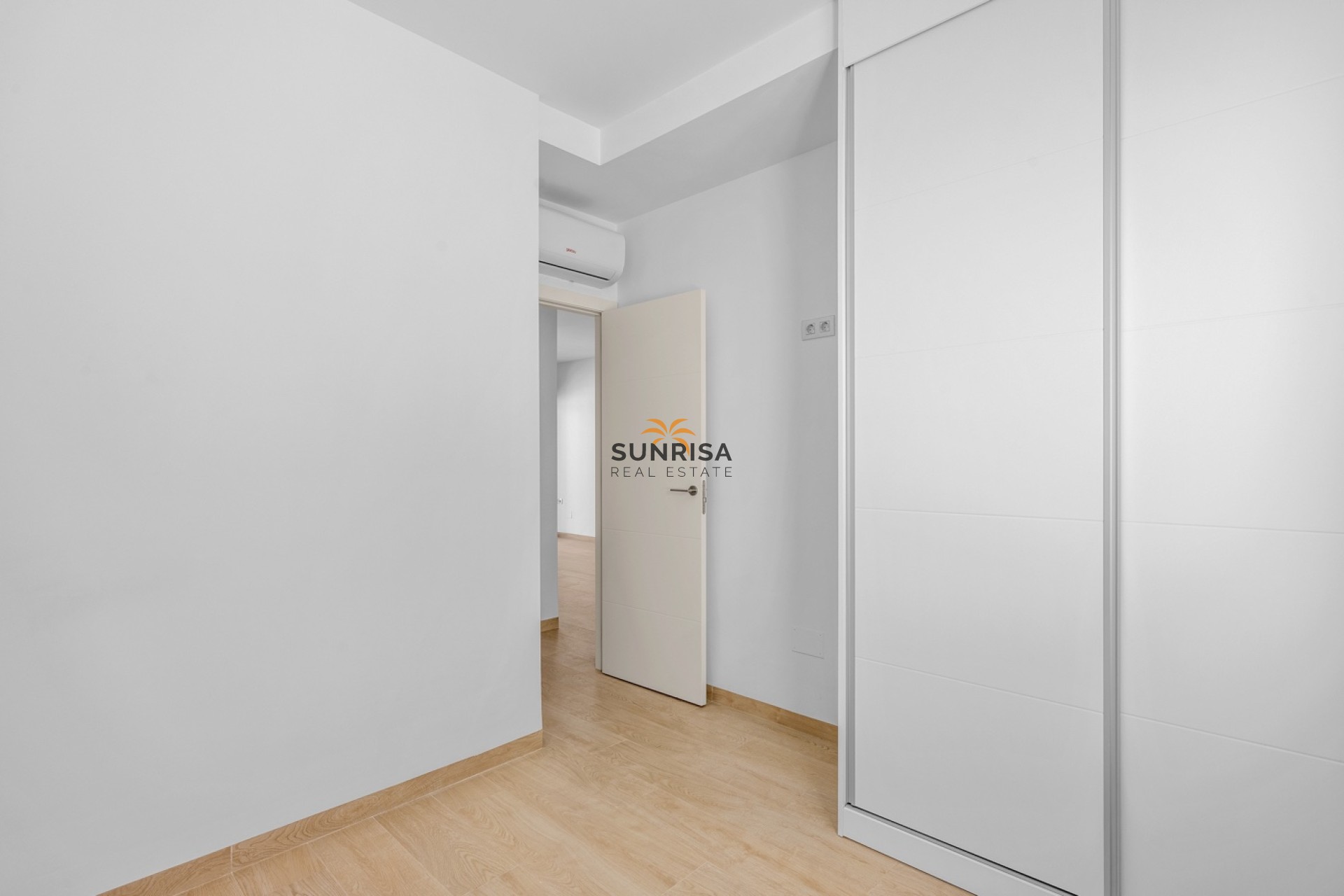 Resale - Apartment - San Miguel