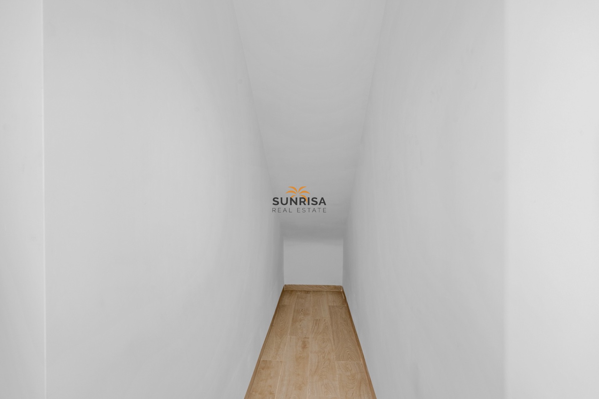 Resale - Apartment - San Miguel