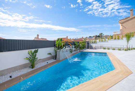 Villa · Resale - Ciudad Quesada · La Marquesa Golf · Alicante · Spain