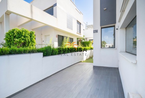 Villa · Revente - Ciudad Quesada - Rojales · Alicante · Espagne
