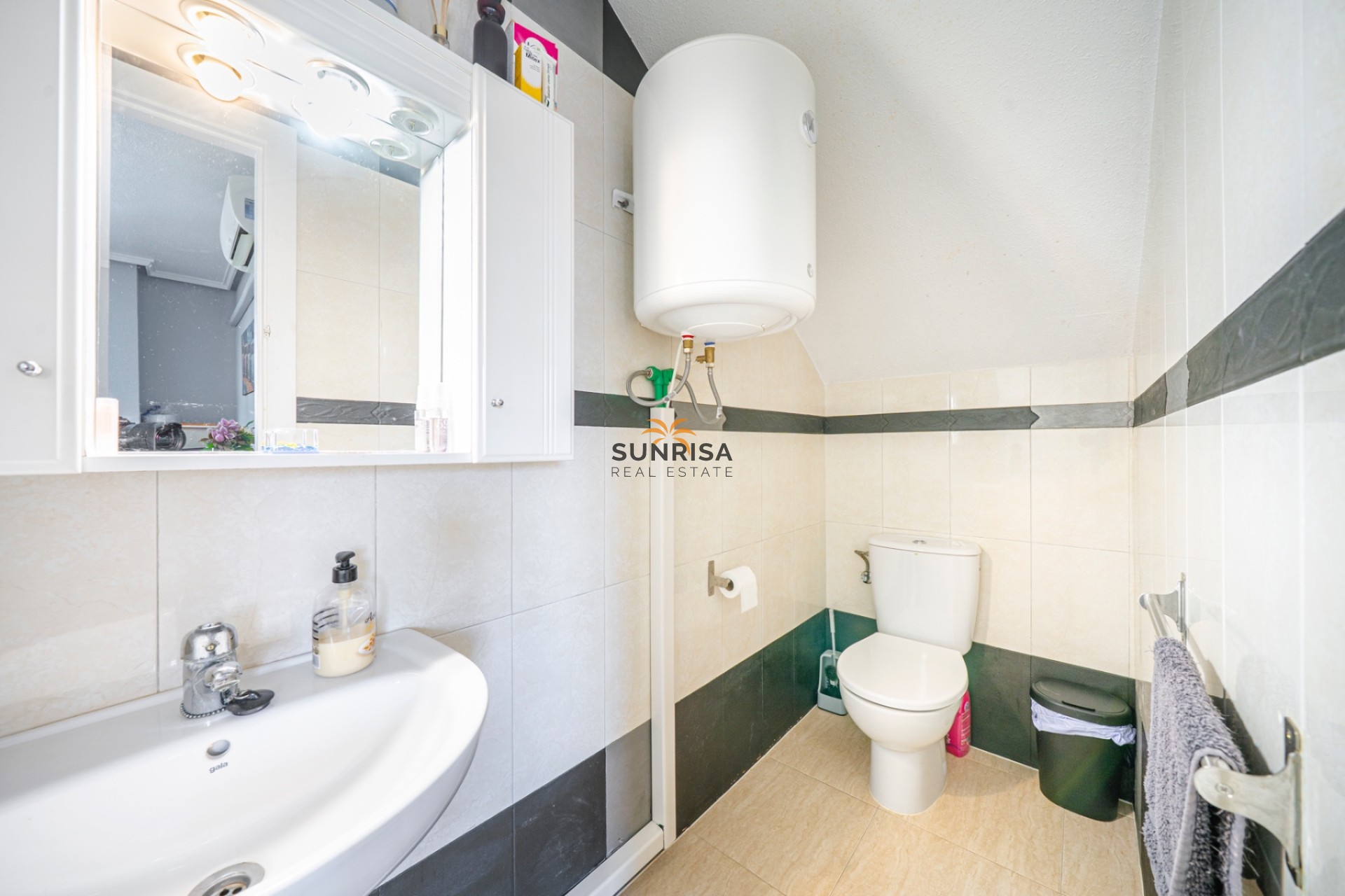 Resale - Semi-detached house - Ciudad Quesada - Rojales