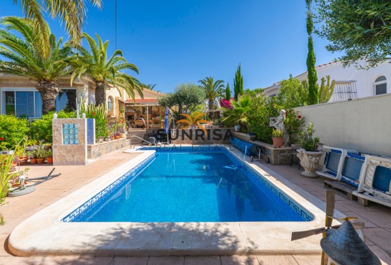 Villa · Resale - Ciudad Quesada · Alicante · Spain