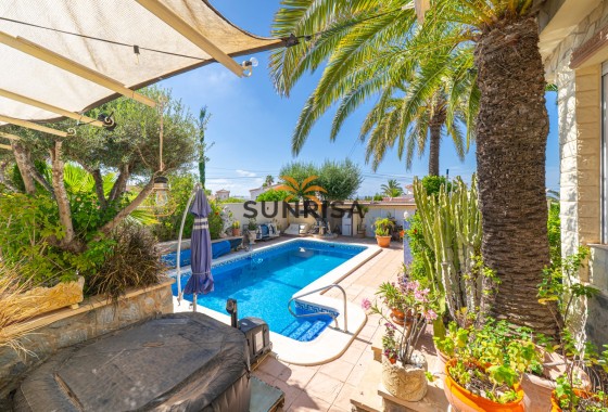 Villa · Resale - Ciudad Quesada · Alicante · Spain