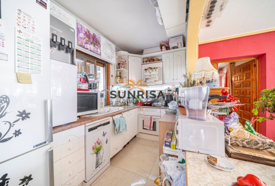 Villa · Resale - Ciudad Quesada · Alicante · Spain