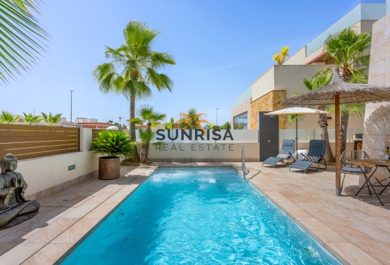 Villa · Reventa - Benijofar · Alicante · España