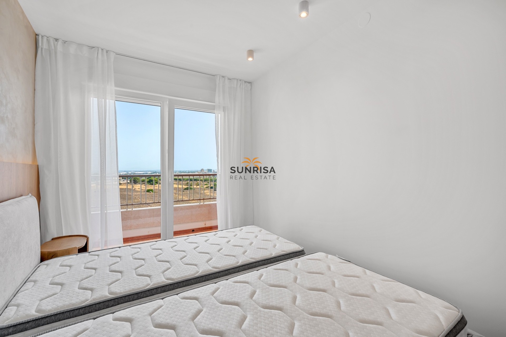 Resale - Apartment - Torrevieja
