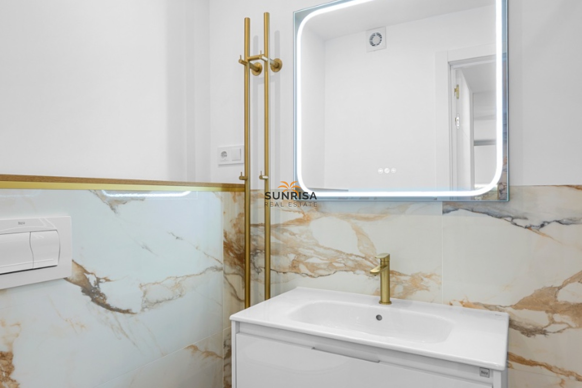 Resale - Apartment - Torrevieja