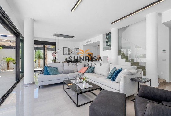 Villa · Resale - Guardamar del Segura · Alicante · Spain