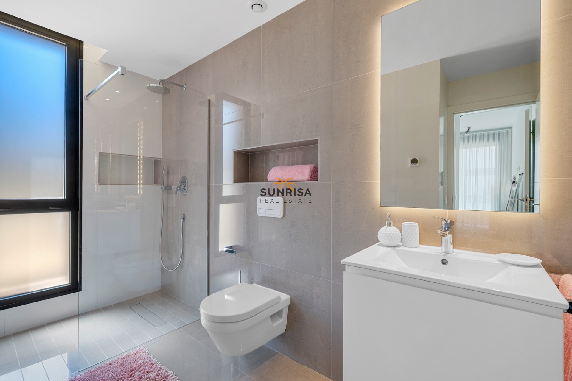 Reventa - Villa - Guardamar del Segura