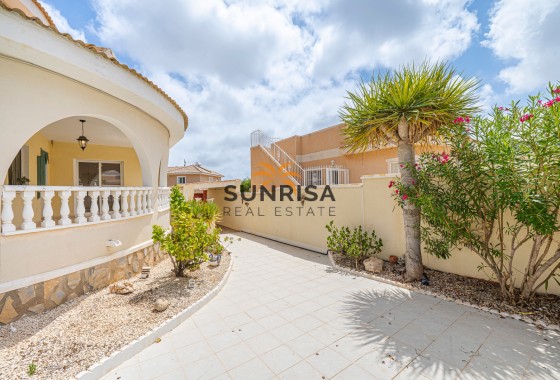 Villa · Revente - Ciudad Quesada - Rojales · Alicante · Espagne