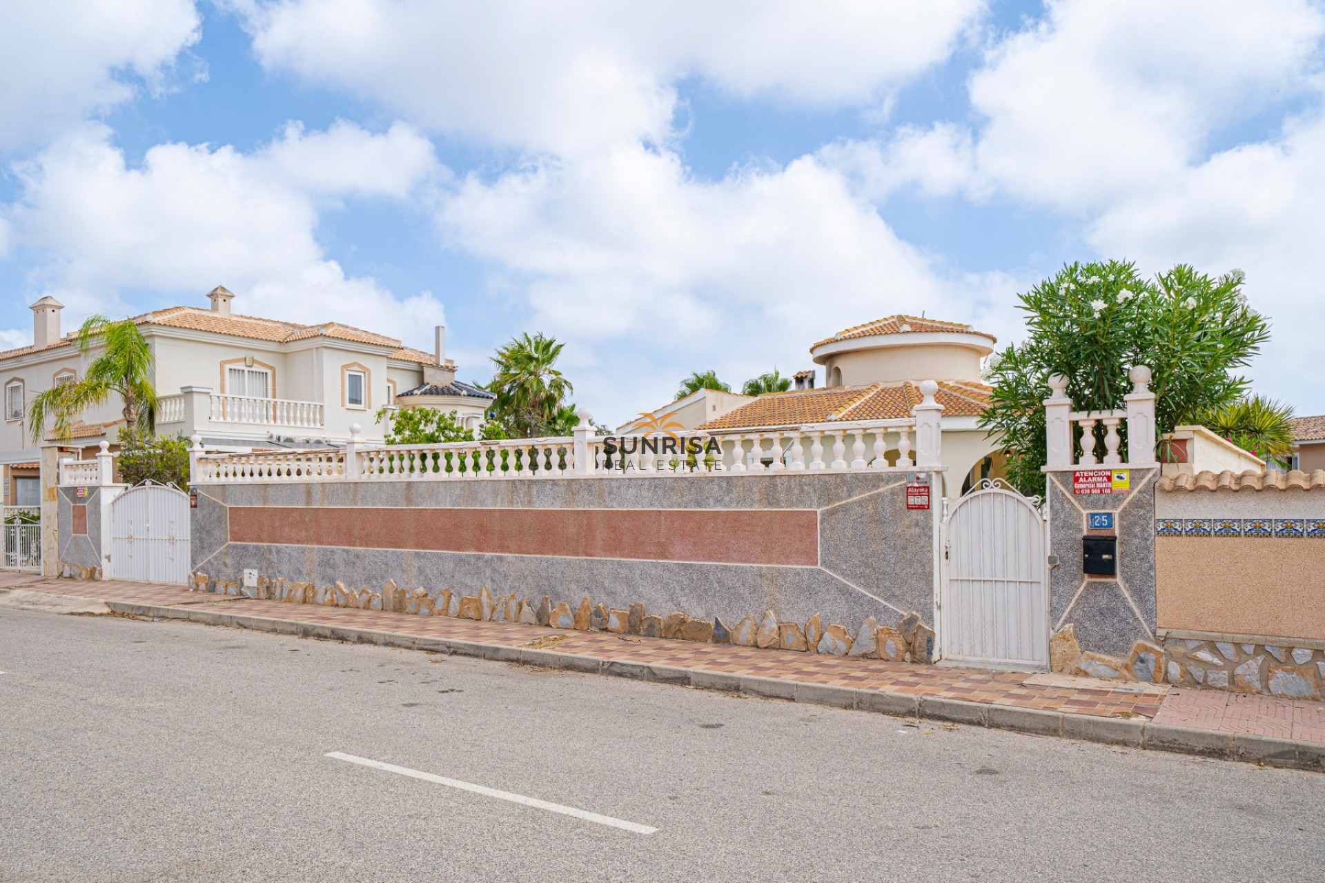 Resale - Villa - Ciudad Quesada - Rojales
