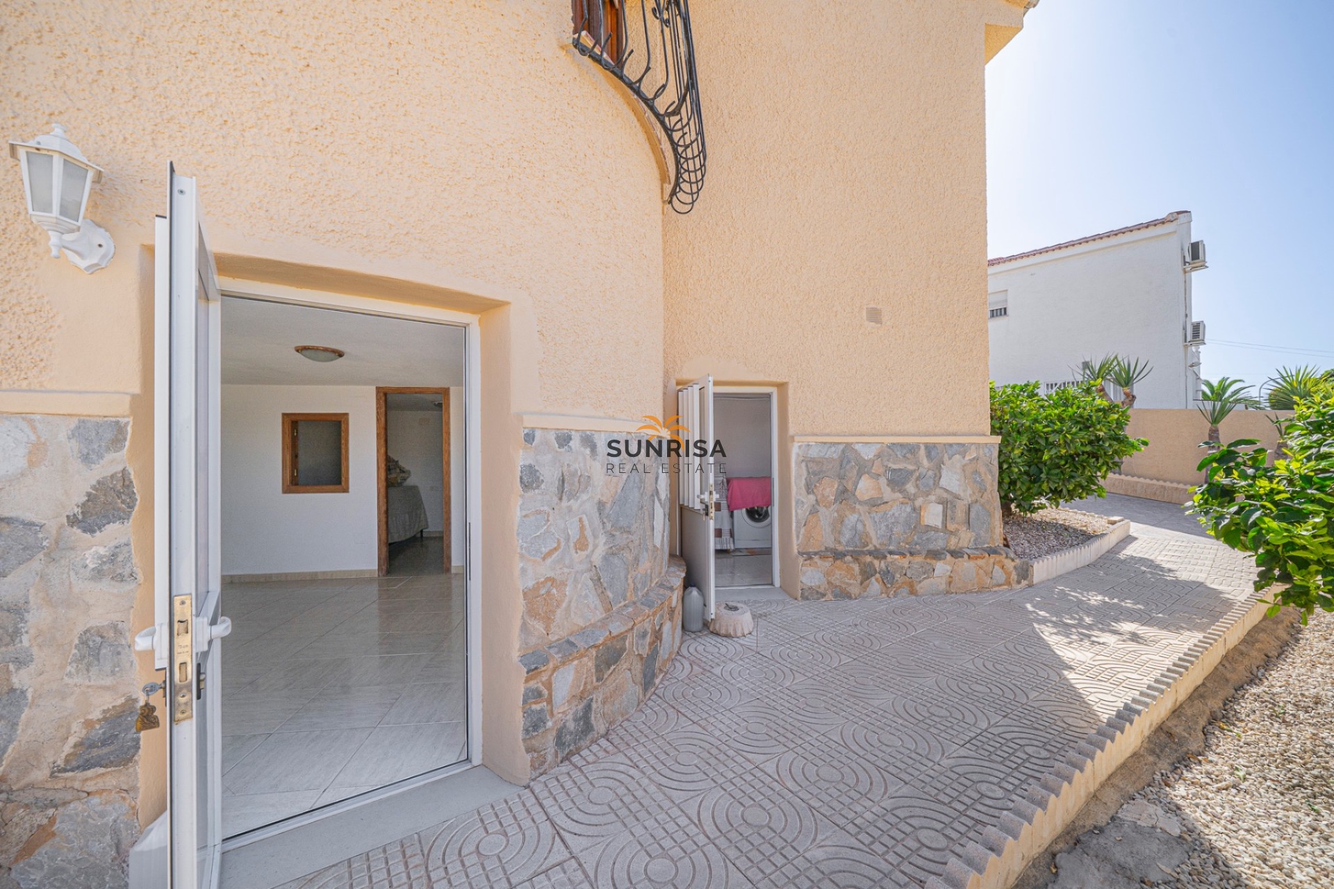 Resale - Villa - Ciudad Quesada - Rojales